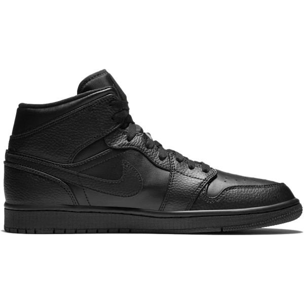 Jordan 1 Mid Black на цена 109.00 € (213.19 лв.)