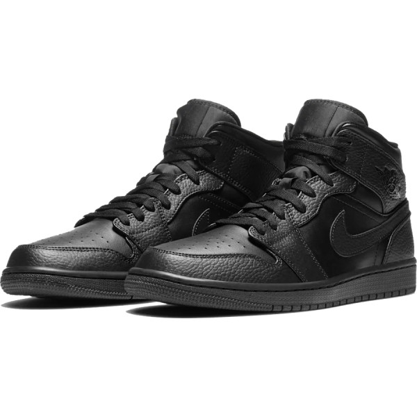 Jordan 1 Mid Black на цена 109.00 € (213.19 лв.)