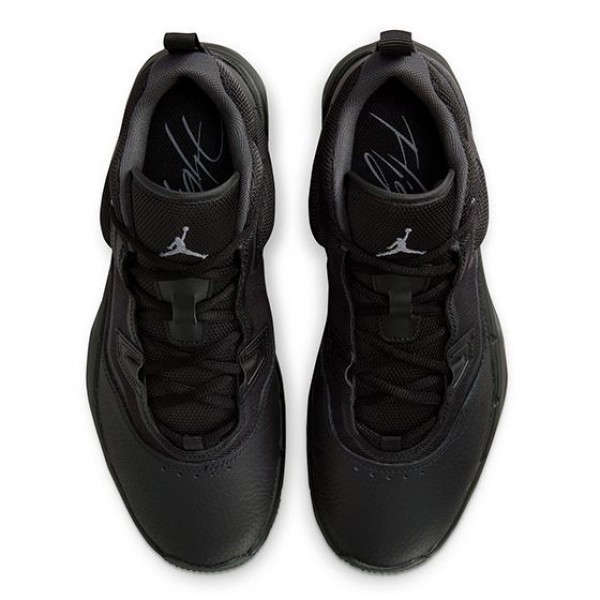 Jordan Stay Loyal 3 на цена 239.00 лв.