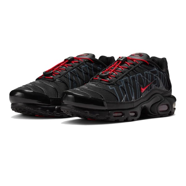 Nike Air Max Plus Tuned Air Black Red Nike Air Max Plus Tuned Air Black Red на цена 389.00 лв. (198.90€)