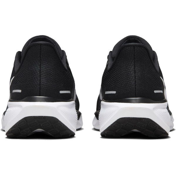 Nike Air Zoom Pegasus 41 Nike Air Zoom Pegasus 41 на цена 139.99 €